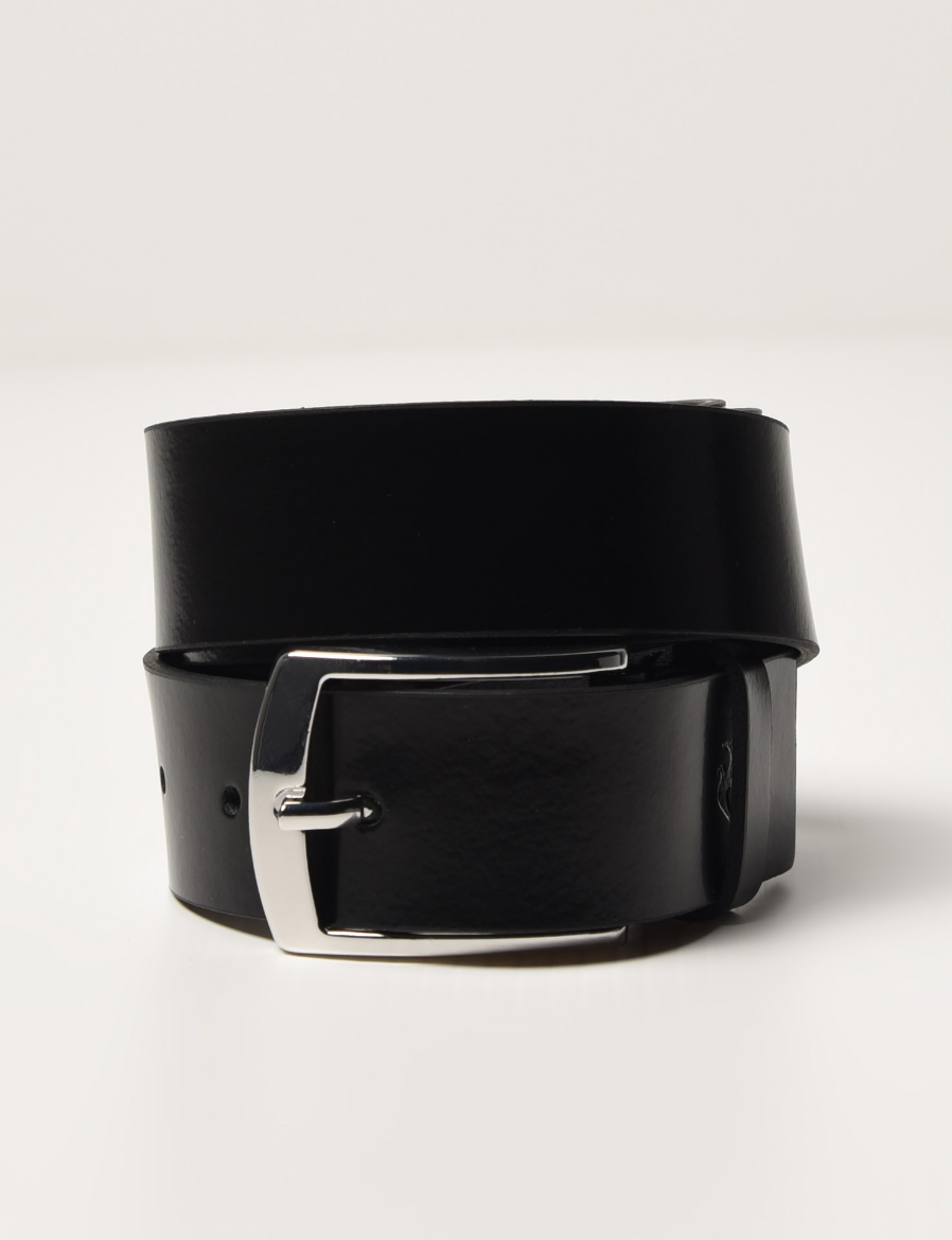 Immagine di Cintura nera in pelle lucida